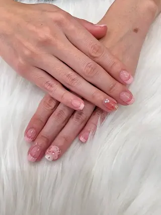 ネイル セプトアカデミー 中村のネイルデザイン