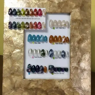 ネイル オモルフィ所属・カラーリスト marumoのヘアスタイル