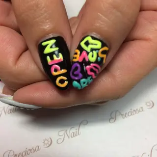 ネイル preciosa.nail所属・久場 晴美のネイルデザイン