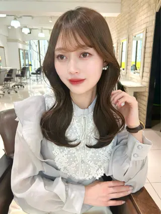 ロング カラー sakura 🪽 艶カラー/髪質改善のヘアスタイル