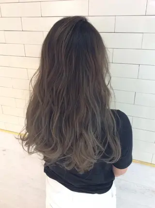 ロング カラー レイヤーカット× 髪質改善たもりのヘアスタイル