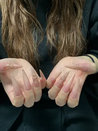 ネイル ZUZU AMEE NAILのネイルデザイン