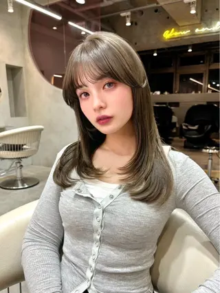 ロング カラー 大宮‎🩵縮毛矯正 髪質改善 佐藤 和のヘアスタイル