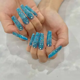 ネイル Rosa×Rosa所属・RosaxRosa Erikaのネイルデザイン