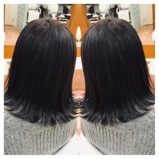 ミディアム カラー 村山 茉衣のヘアスタイル