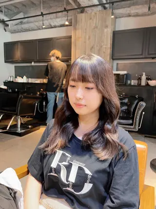 セミロング カラー 🎨デザイン🥇 美髪・艶髪　日暮千敬のヘアスタイル