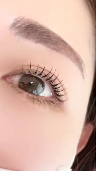 マツエク・マツパ aveuglant所属・aveuglant 加藤久佳のマツエク・マツパデザイン