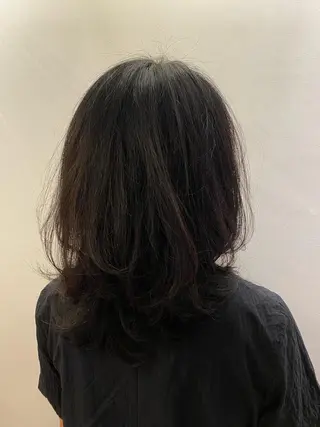 ミディアム 小田切 裕輝のヘアスタイル