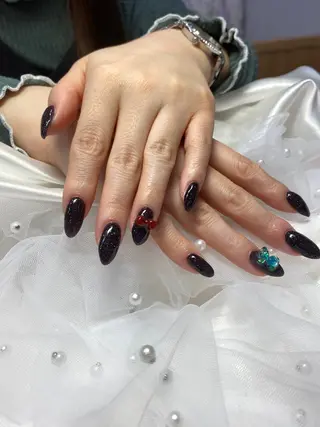 ネイル Sunshine nail salon所属・中原 ゆかのネイルデザイン