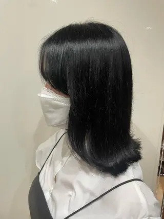 ミディアム ZEEN所属・ら んのヘアスタイル