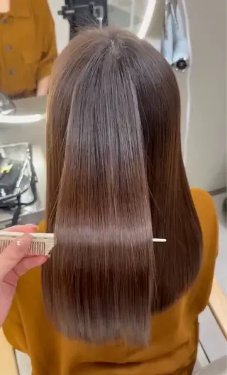 ミディアム i. +SAPPORO所属・縮毛矯正/ 艶髪♡/AYAKAのヘアスタイル