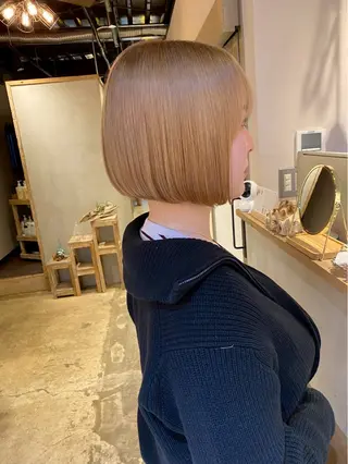 ショート LoE[ロエ]桃井 香菜子のヘアスタイル