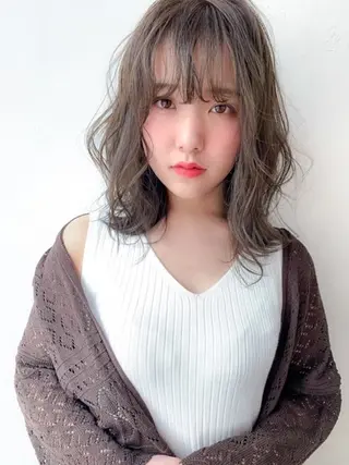 カラー セミロング 藤田 義剛のヘアスタイル