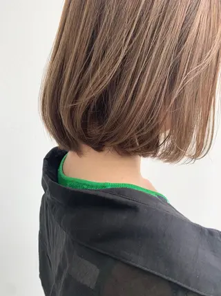 ショート カラー 中山 響希のヘアスタイル