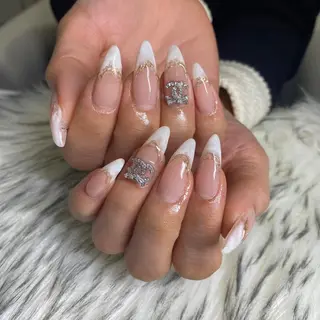 ネイル la vie  Luire所属・la vie Luire ｱｽｶのネイルデザイン