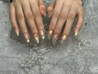 ネイル More Glam 池袋東口店のネイルデザイン