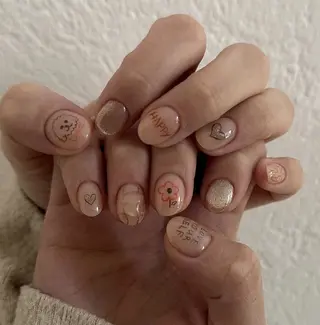 ネイル unwind🍓/ 学芸大学 /持ち込みのネイルデザイン