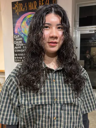 ロング パーマ 小日向 沙織のヘアスタイル