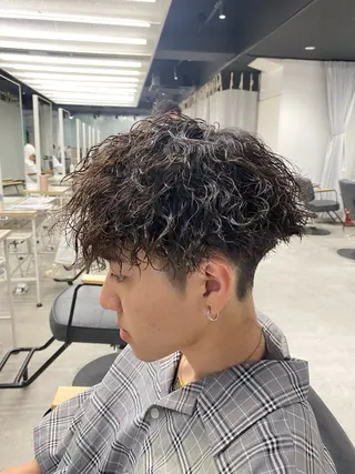 パーマ メンズ シャドウパーマ/ ルーズパーマ/メンズのヘアスタイル