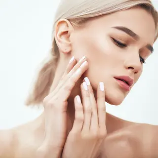 アイブロウ KHARE(カレ)所属・KHARE 美眉スタジオの眉毛・アイブロウイメージ