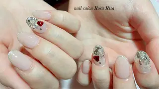 ミディアム アイブロウ ネイルスタジオ シェイクユアハンズのネイルデザイン