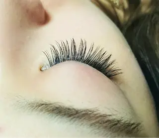 マツエク・マツパ Hair Design Juliet所属・船橋競馬場駅4分ヘア デザインジュリエ前橋のマツエク・マツパデザイン