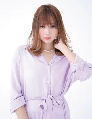 ミディアム 西原 みさきのヘアスタイル