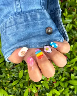 ネイル LAVISH nail salonのネイルデザイン