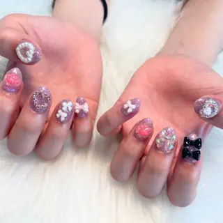 ネイル ゴテゴテ💙ワンホン リオナのネイルデザイン