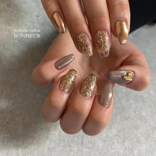 ネイル BONHEUR Annaのネイルデザイン