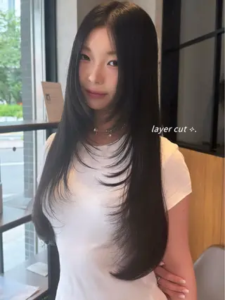 ロング yuuri🎀/大宮 /韓国ヘア/レイヤーのヘアスタイル