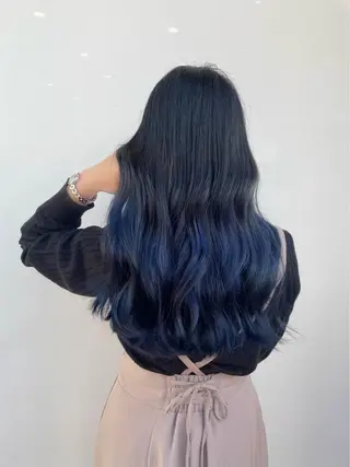 ロング カラー ナカタケ ユウのヘアスタイル