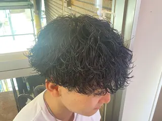 ミディアム パーマ メンズ 🔥メンズパーマ特化 🔥店長中村雄樹のヘアスタイル