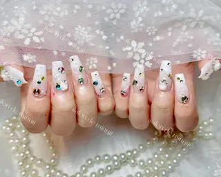 ネイル Momo 🤍のネイルデザイン