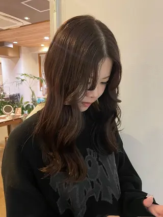 セミロング カラー Laciel par Noel所属・曻地 彩乃のヘアスタイル