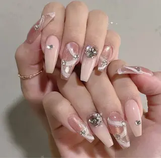 ネイル Tini ANA.CHUOのネイルデザイン