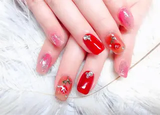 ネイル マジックミラー所属・マジック ミラーのネイルデザイン