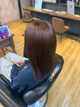 ミディアム カラー 山中 希来のヘアスタイル