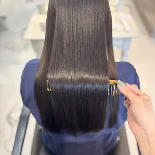 ロング MANA艶髪 暖色カラー/髪質改善のヘアスタイル