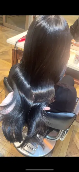 ロング カラー BEBE所属・ご新規様限定 透明感カラーKANAのヘアスタイル