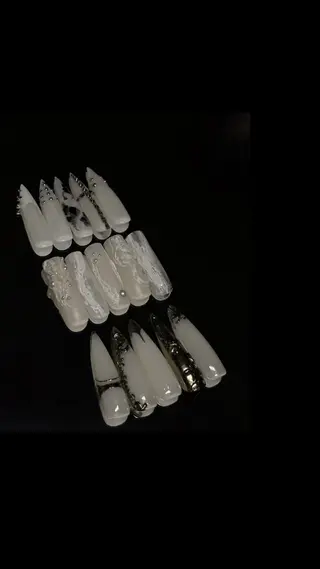 ネイル U. azusa🪷のネイルデザイン