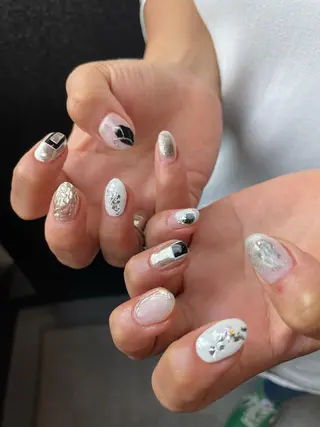 ロング カラー ヘアアレンジ キッズ ネイル マツエク・マツパ 福田 加奈のネイルデザイン