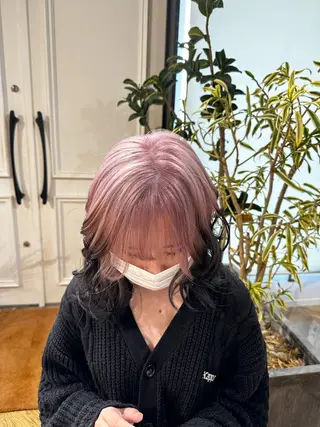 ミディアム 髙木 友菜のヘアスタイル