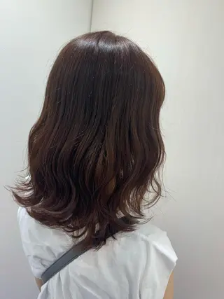 カラー stair:case 武蔵小杉店所属・艶カラーリスト 牛込萌香のヘアスタイル