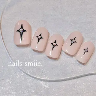 ネイル nails smiie.のネイルデザイン