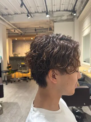 ミディアム パーマ メンズ メンズ特化美容師 /三浦直輝のヘアスタイル