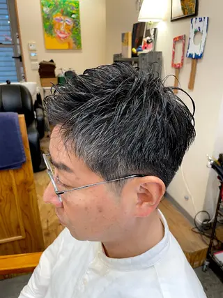 ショート 空iro所属・三田 義哉のヘアスタイル