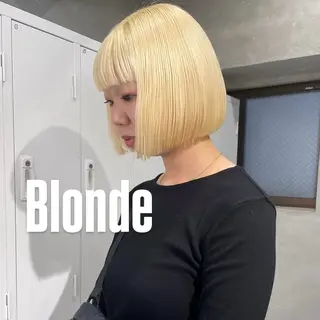ショート ハイトーン/ボブ /HBL/AYUNAのヘアスタイル