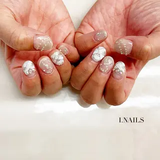 ネイル アイネイルズ所属・早川 梓のネイルデザイン