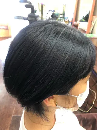 ショート カラー 桧山 真のヘアスタイル